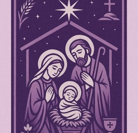 Ilustração em estilo iconográfico dentro de um quadrado central 11 num canvas 916 combinando roxo do Advento branco do Natal e roxo da Quaresma a cena da Natividade aponta visualmente para a cruz e o túmulo vazio sugerindo que o nascimento de Cristo conduz à Páscoa